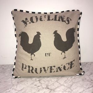 BNWT Throw Accent Pillow Chickens Moulin De Provence Down Feather checkered trim